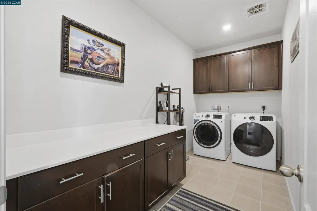 1655 Apricot Court Dixon CA 95620