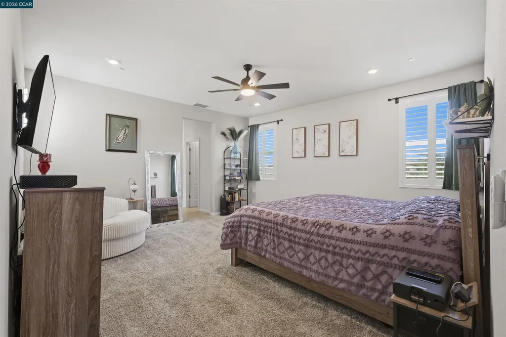 1655 Apricot Court Dixon CA 95620