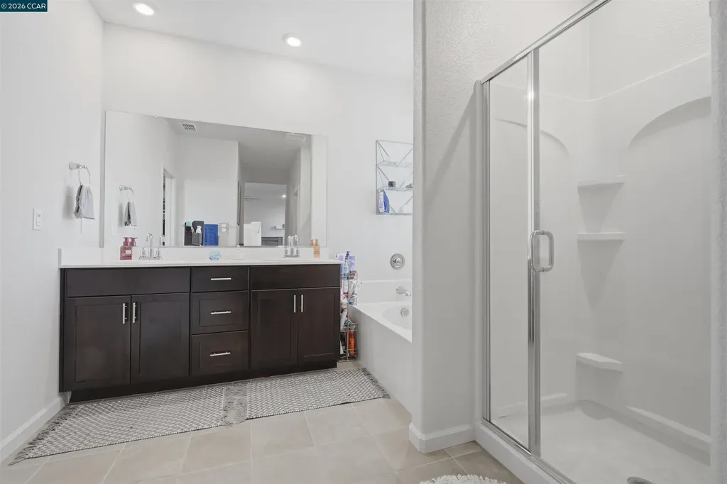 1655 Apricot Court Dixon CA 95620