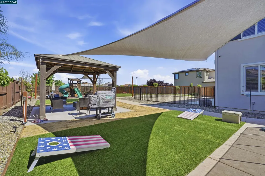 1655 Apricot Court Dixon CA 95620