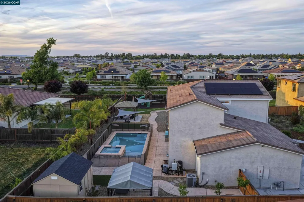 1655 Apricot Court Dixon CA 95620