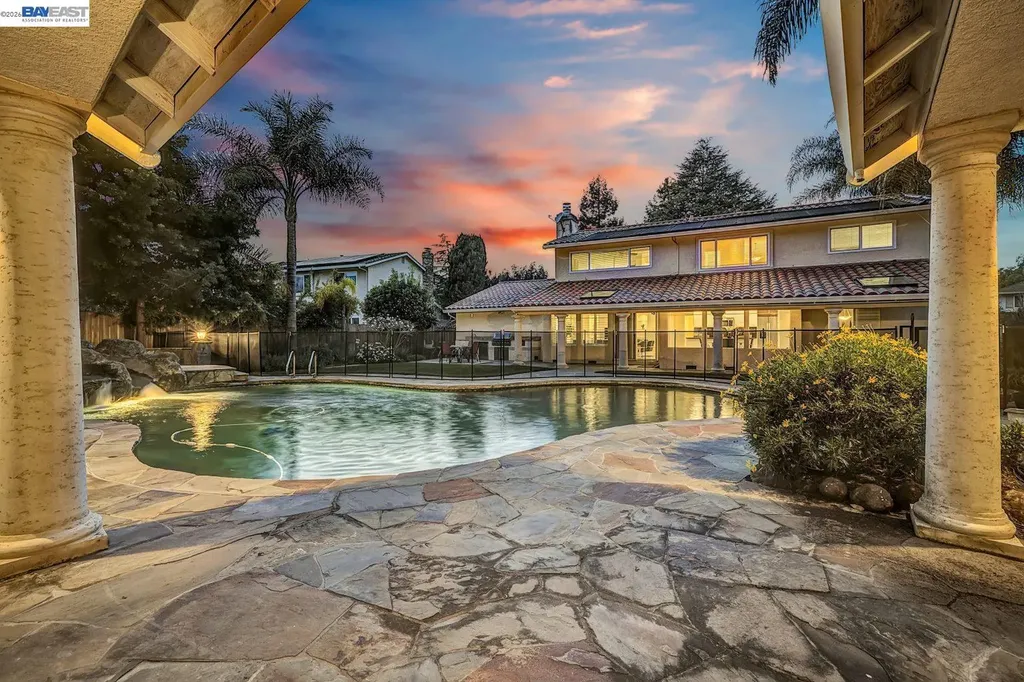 796 Posada Way Fremont CA 94536
