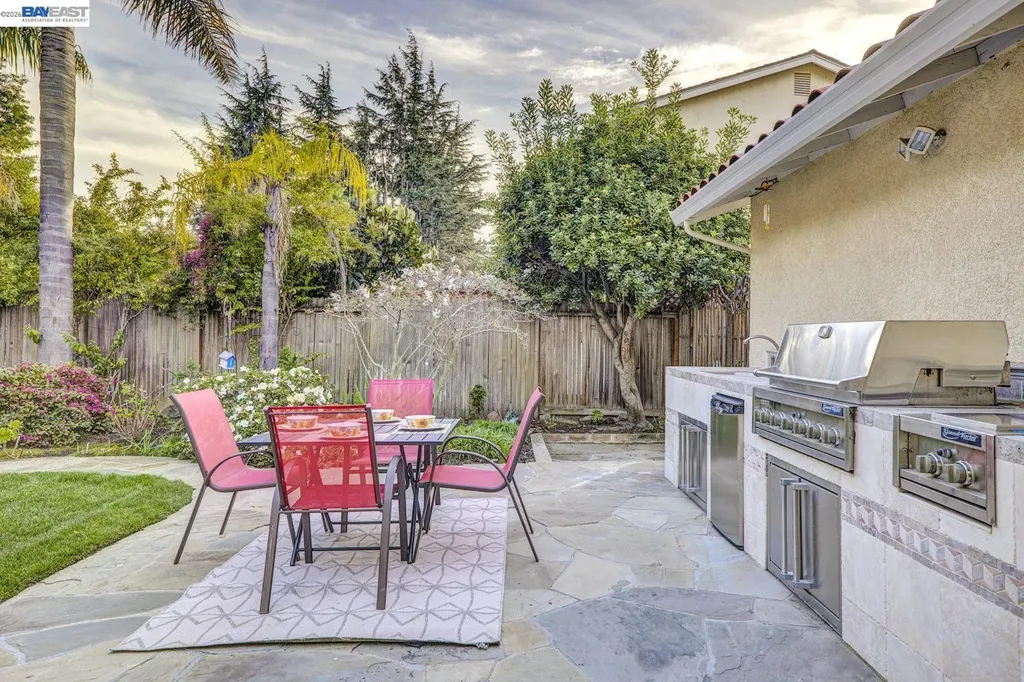 796 Posada Way Fremont CA 94536
