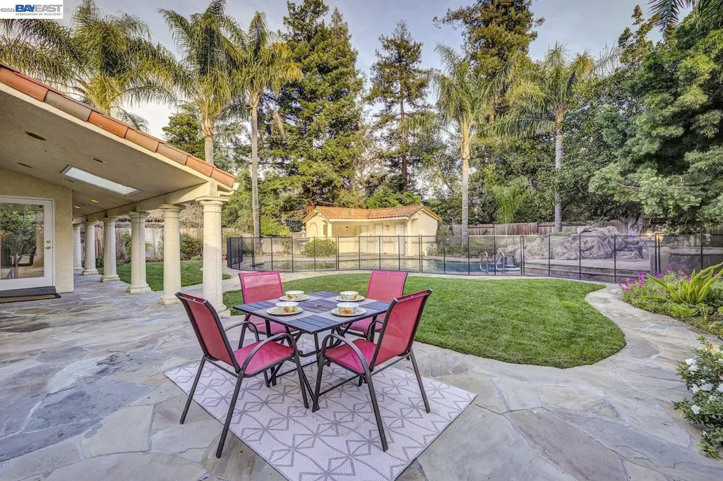 796 Posada Way Fremont CA 94536