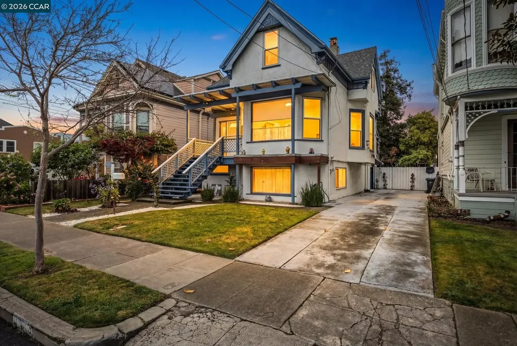 1036 Regent Street Alameda CA 94501