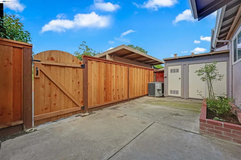 4006 Willow Pass Road Concord CA 94519