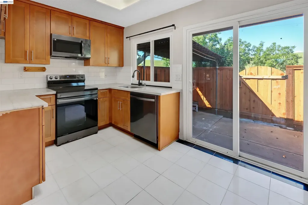4006 Willow Pass Road Concord CA 94519