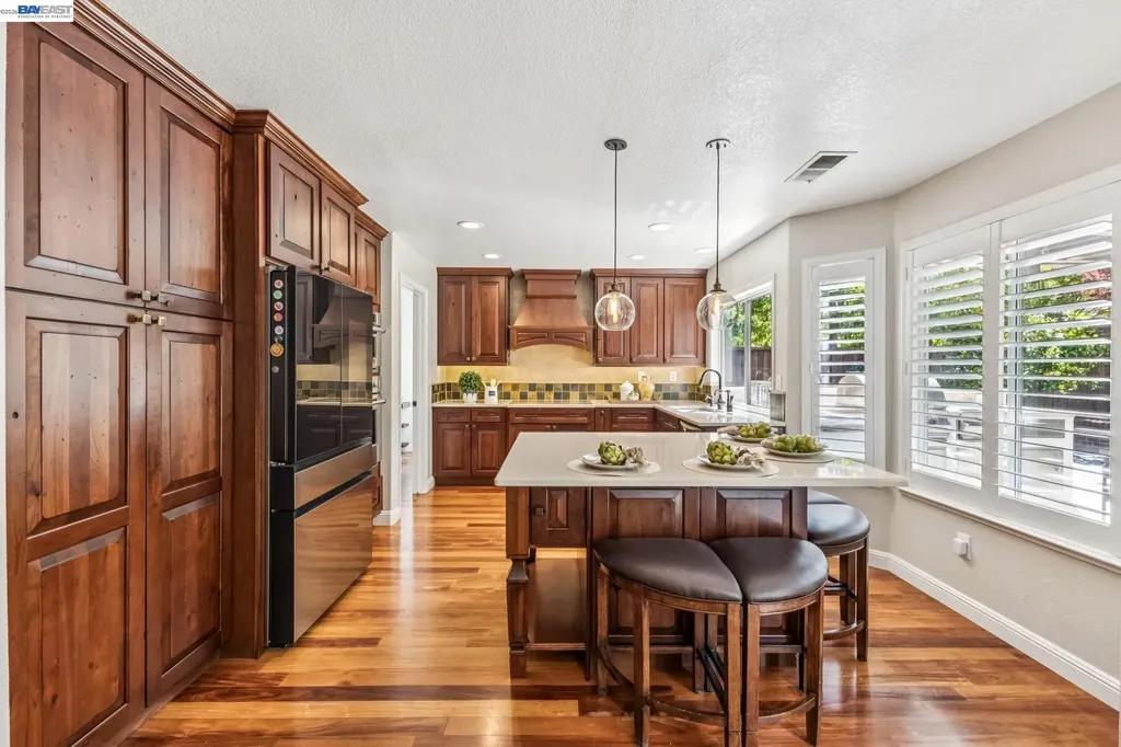2426 Tapestry Way Pleasanton CA 94566