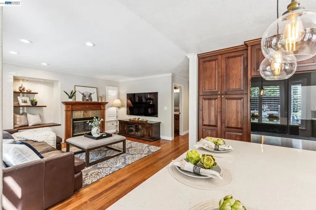 2426 Tapestry Way Pleasanton CA 94566