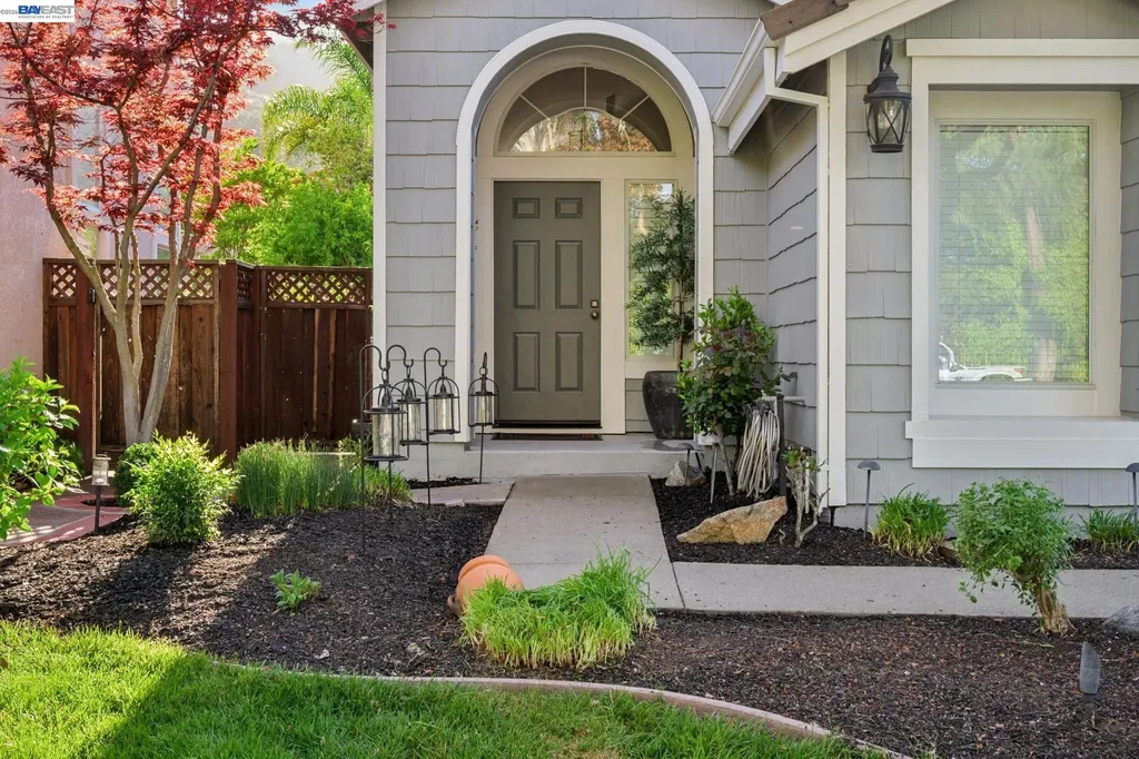 2426 Tapestry Way Pleasanton CA 94566