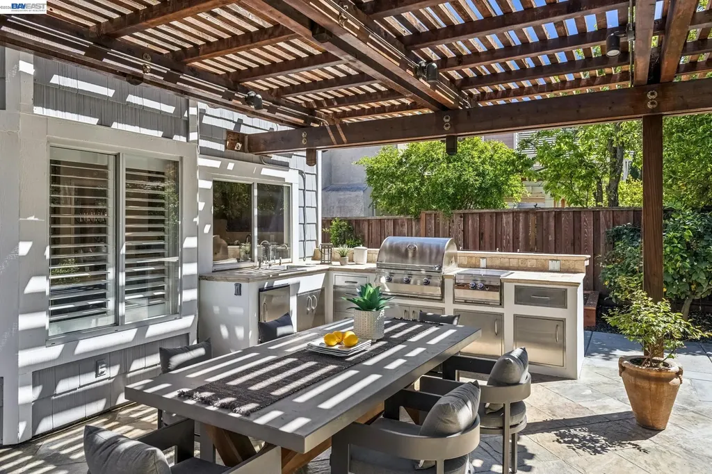 2426 Tapestry Way Pleasanton CA 94566