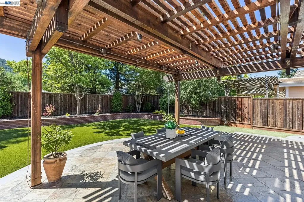 2426 Tapestry Way Pleasanton CA 94566