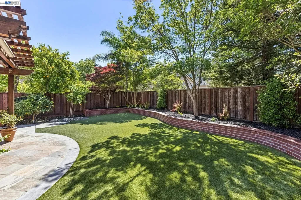 2426 Tapestry Way Pleasanton CA 94566