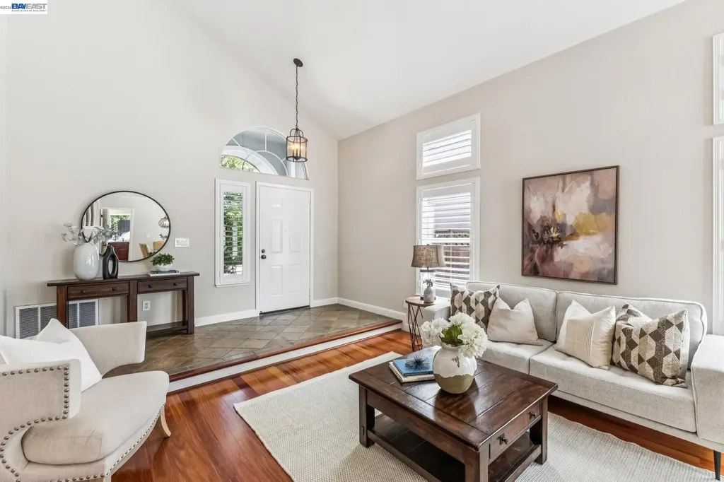 2426 Tapestry Way Pleasanton CA 94566