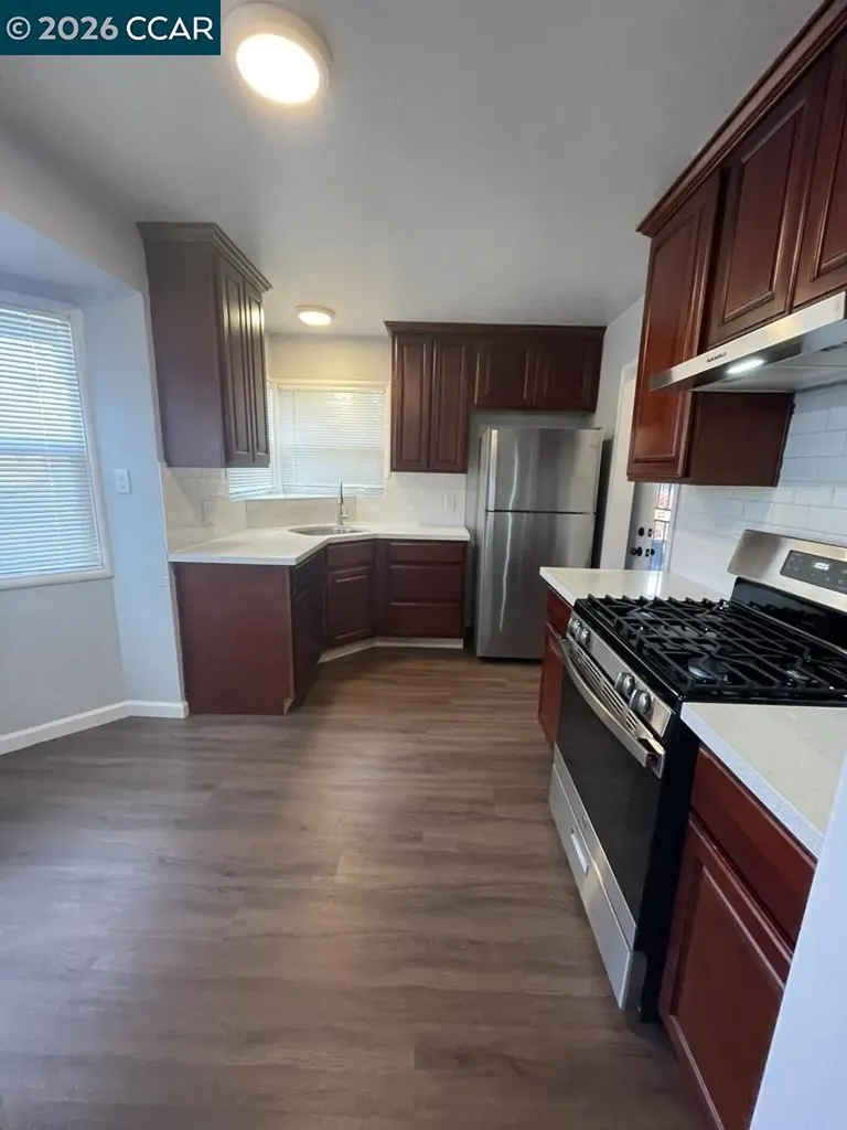 2100 94th Avenue Oakland CA 94603
