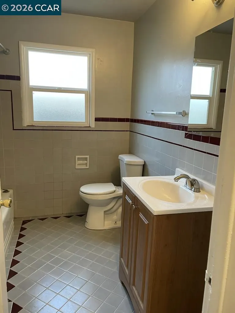 2100 94th Avenue Oakland CA 94603