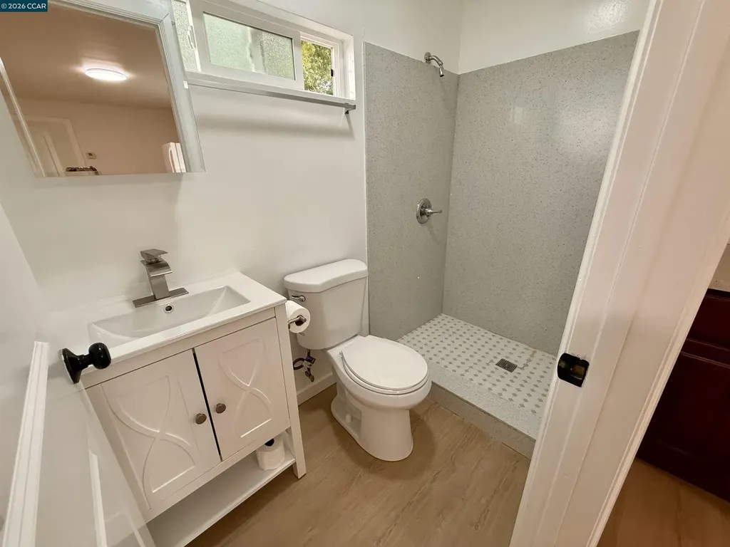2100 94th Avenue Oakland CA 94603
