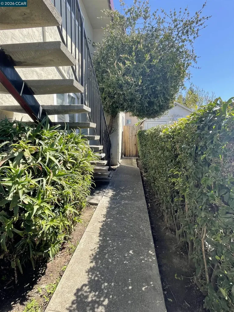 1636 101st Avenue Oakland CA 94603