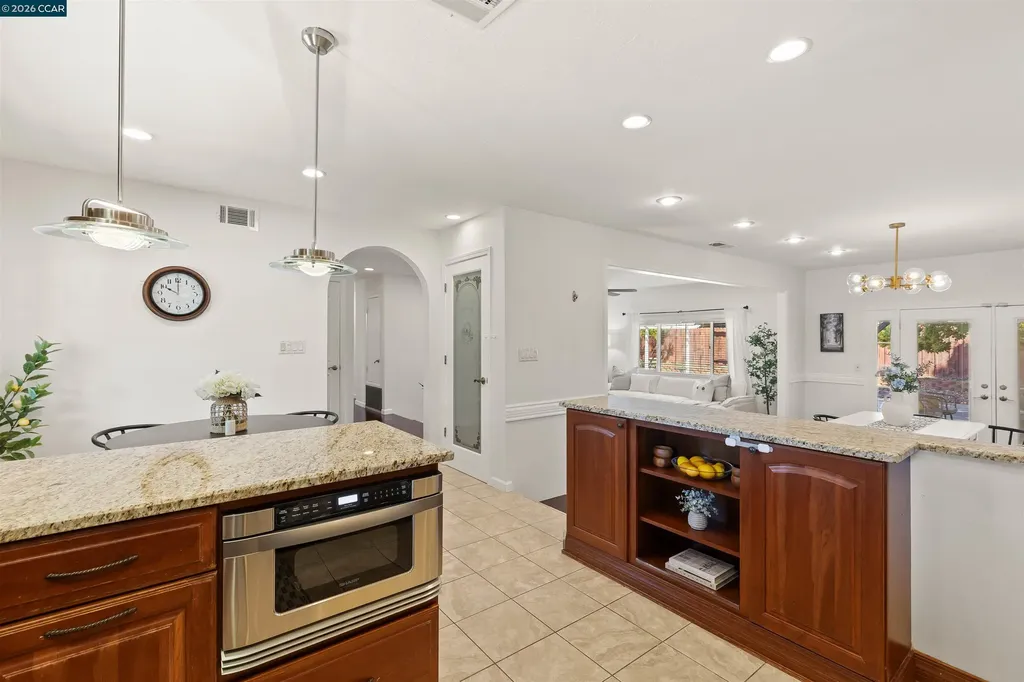 1724 Carriage Drive Walnut Creek CA 94598
