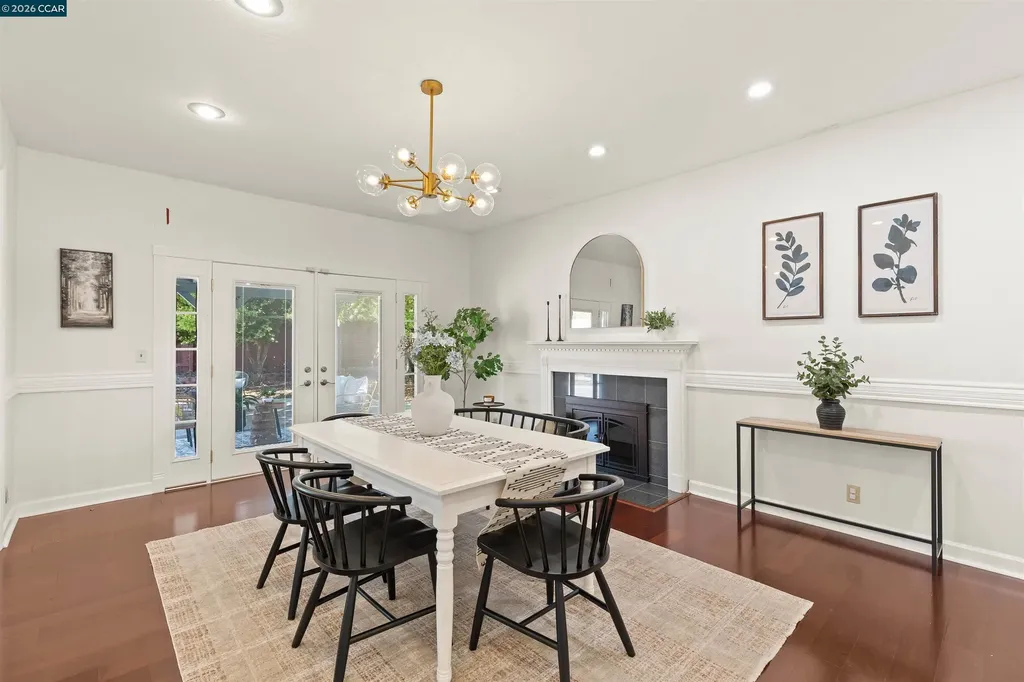 1724 Carriage Drive Walnut Creek CA 94598