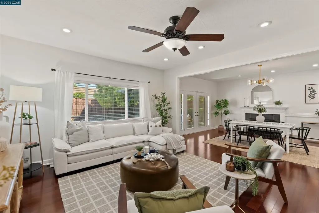 1724 Carriage Drive Walnut Creek CA 94598