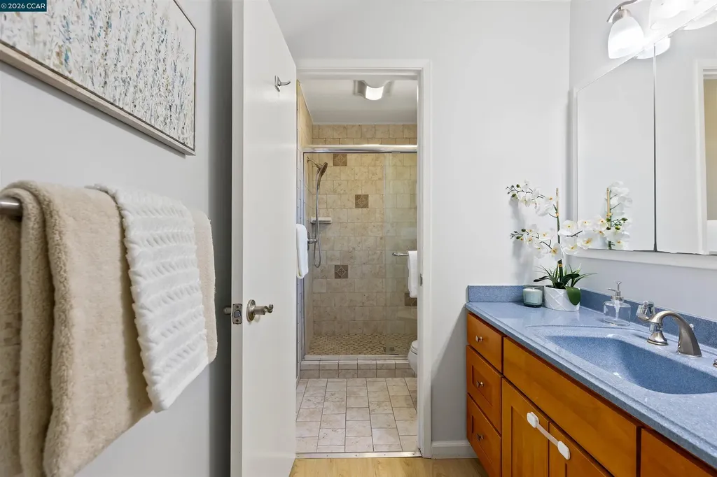1724 Carriage Drive Walnut Creek CA 94598