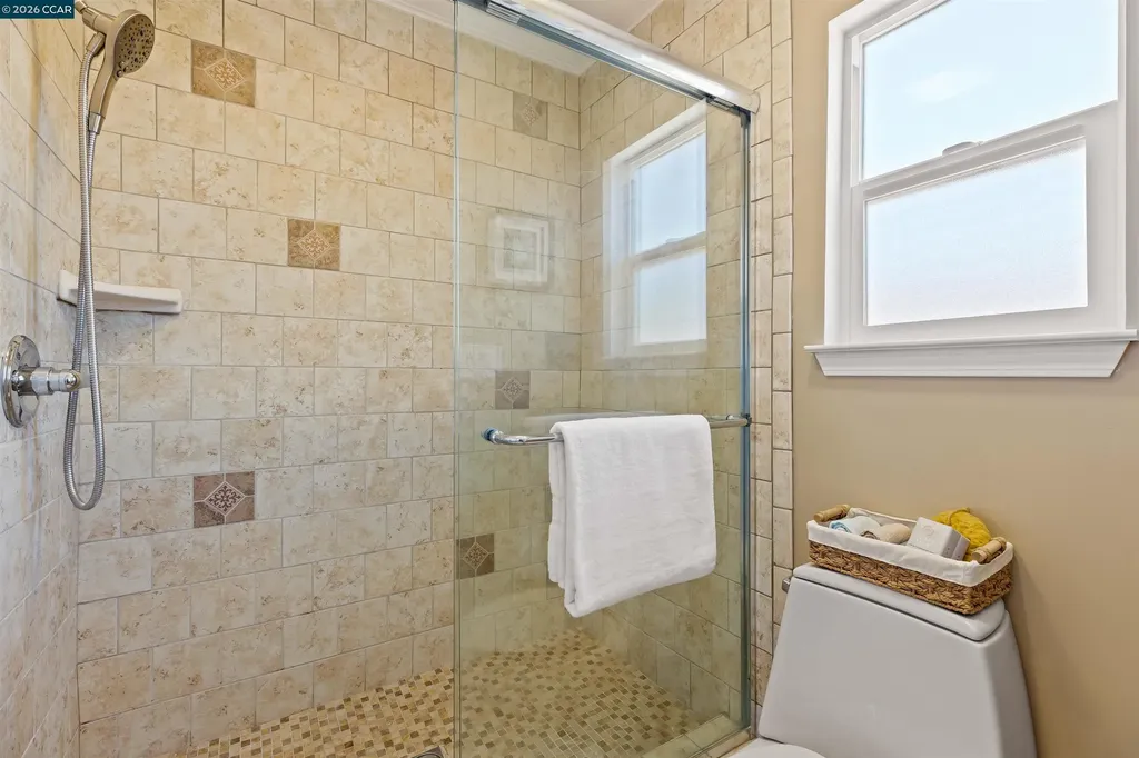 1724 Carriage Drive Walnut Creek CA 94598