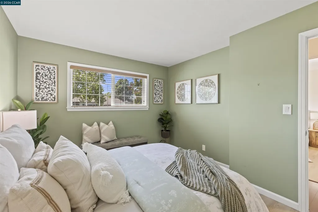 1724 Carriage Drive Walnut Creek CA 94598