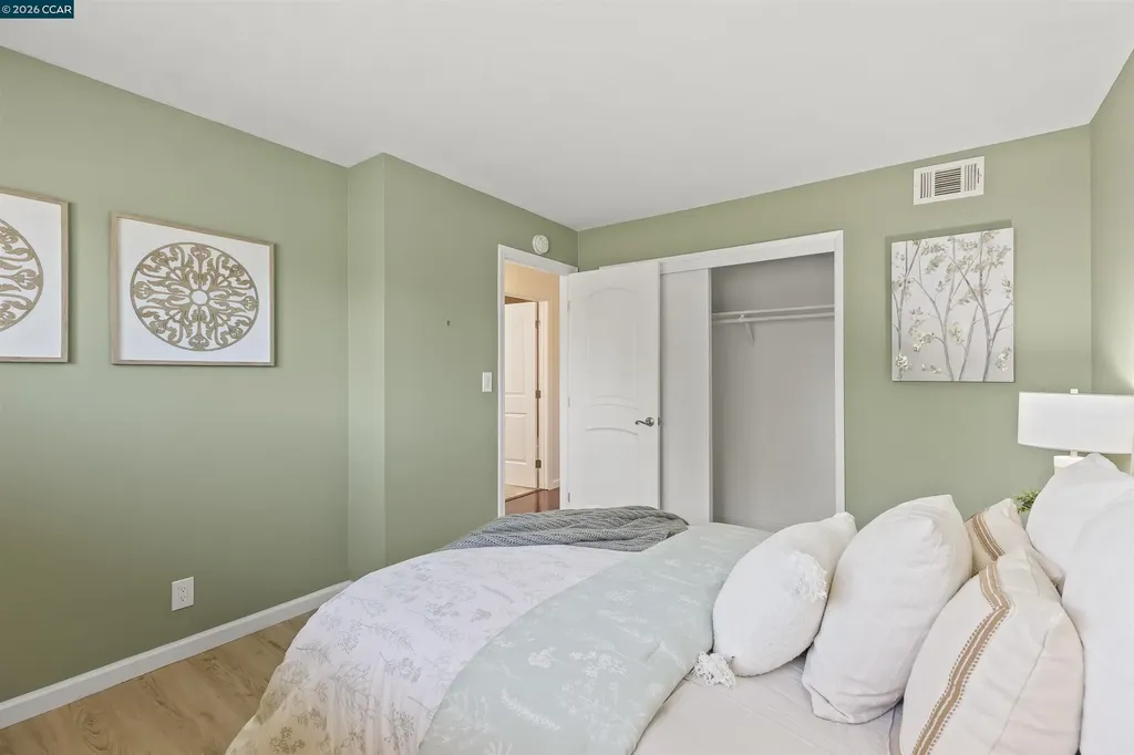 1724 Carriage Drive Walnut Creek CA 94598
