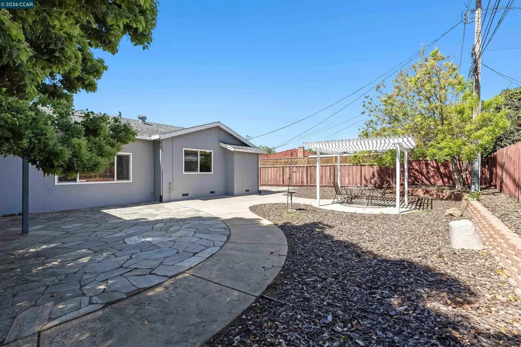 1724 Carriage Drive Walnut Creek CA 94598