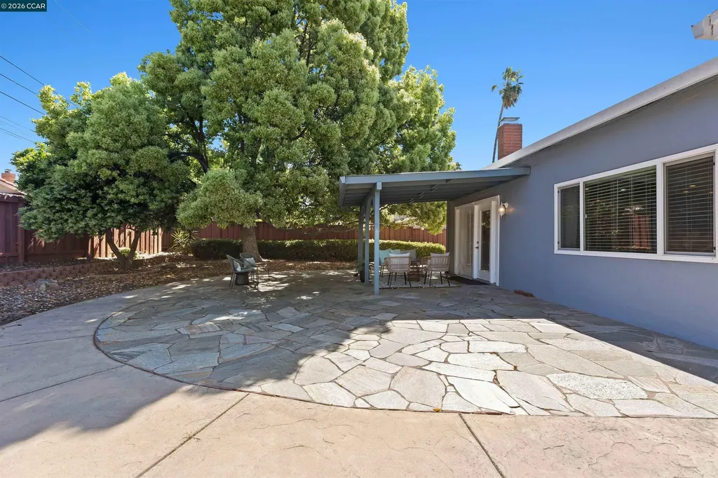 1724 Carriage Drive Walnut Creek CA 94598