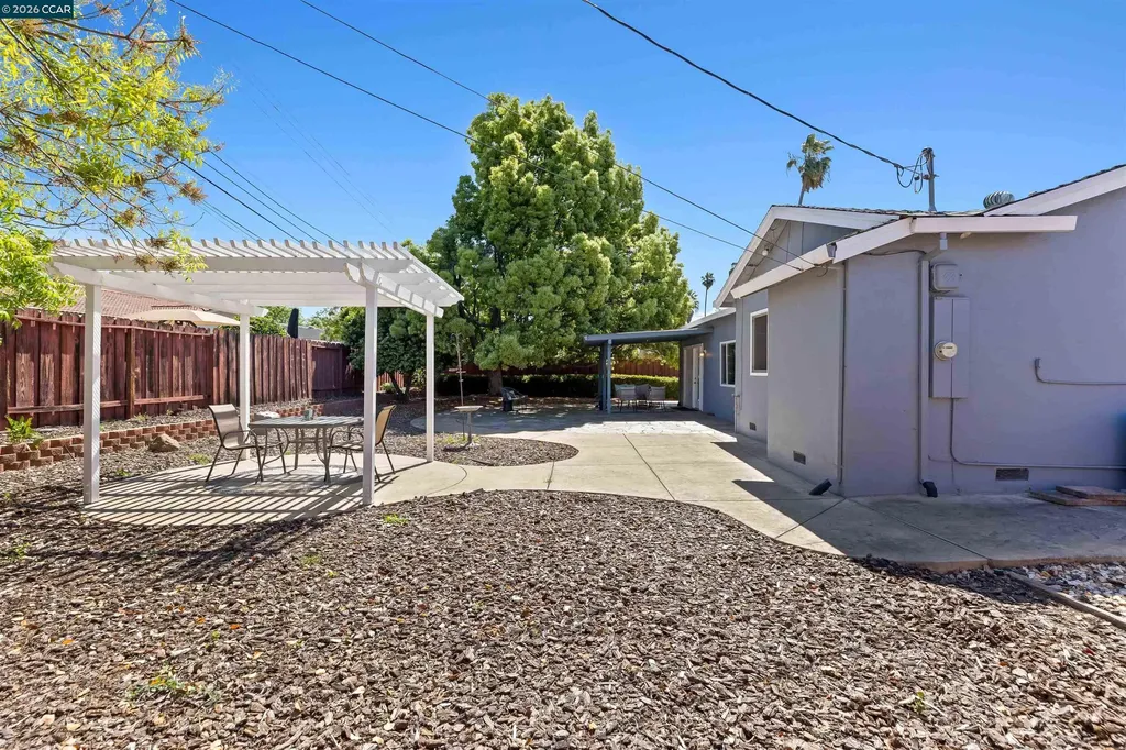 1724 Carriage Drive Walnut Creek CA 94598