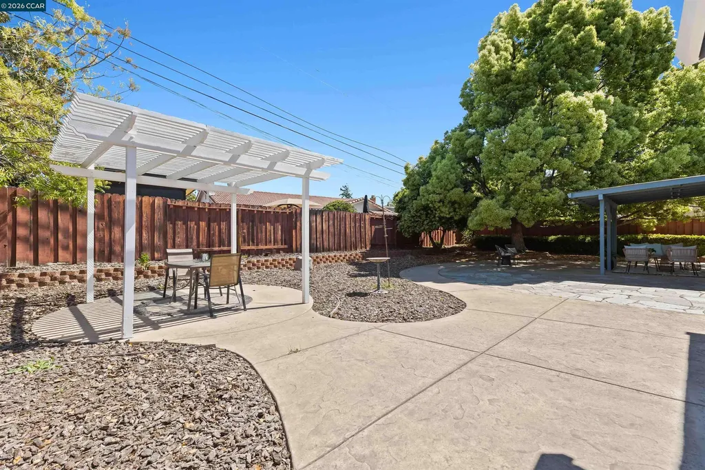 1724 Carriage Drive Walnut Creek CA 94598