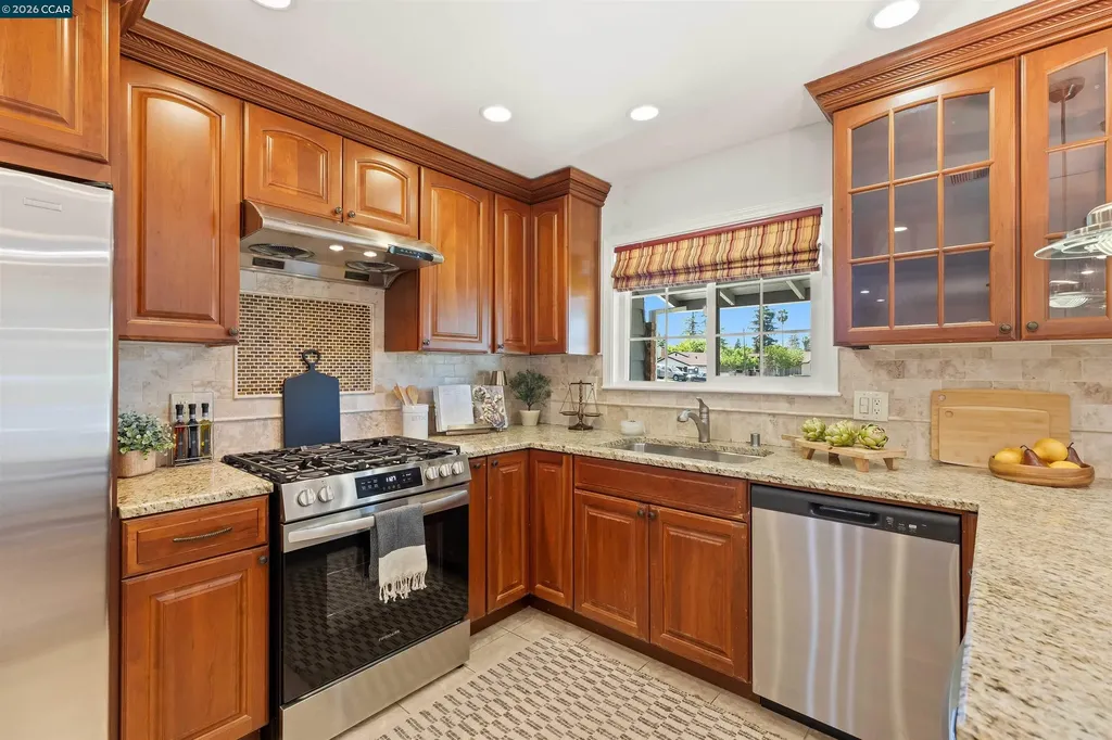 1724 Carriage Drive Walnut Creek CA 94598