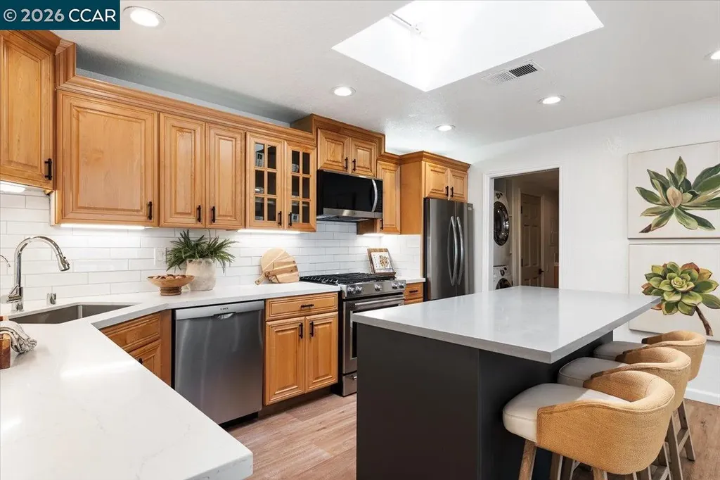4175 Pickwick Drive Concord CA 94521