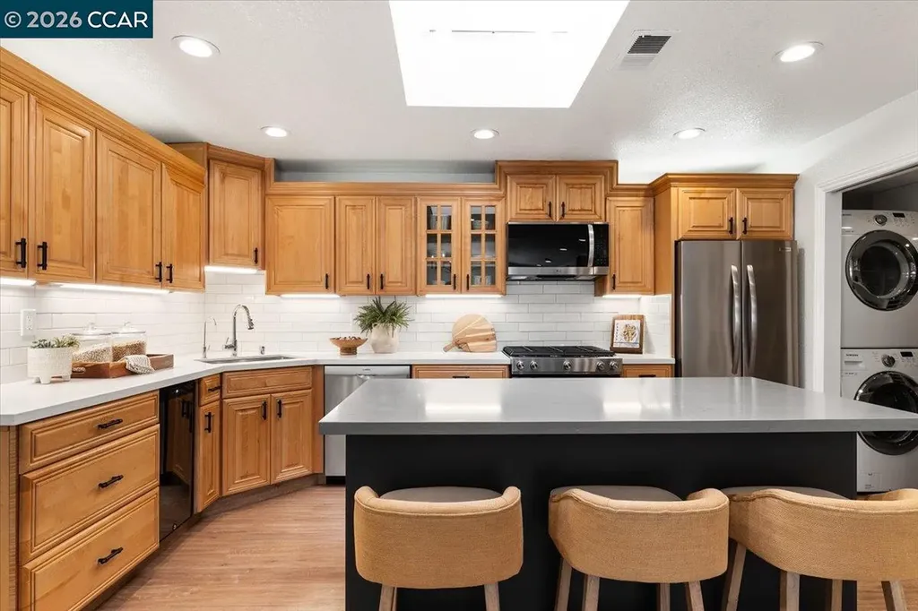 4175 Pickwick Drive Concord CA 94521
