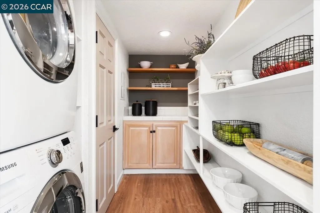 4175 Pickwick Drive Concord CA 94521