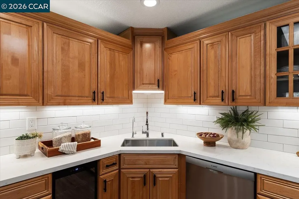 4175 Pickwick Drive Concord CA 94521