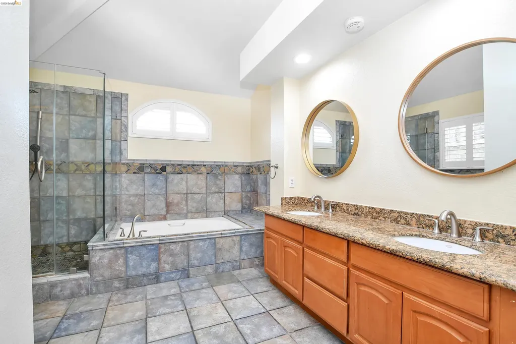 5460 Azure Court Discovery Bay CA 94505