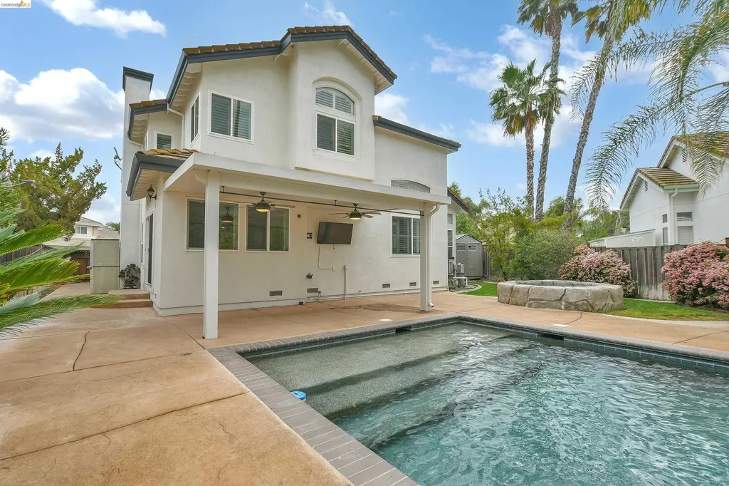 5460 Azure Court Discovery Bay CA 94505