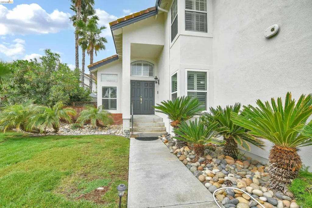 5460 Azure Court Discovery Bay CA 94505