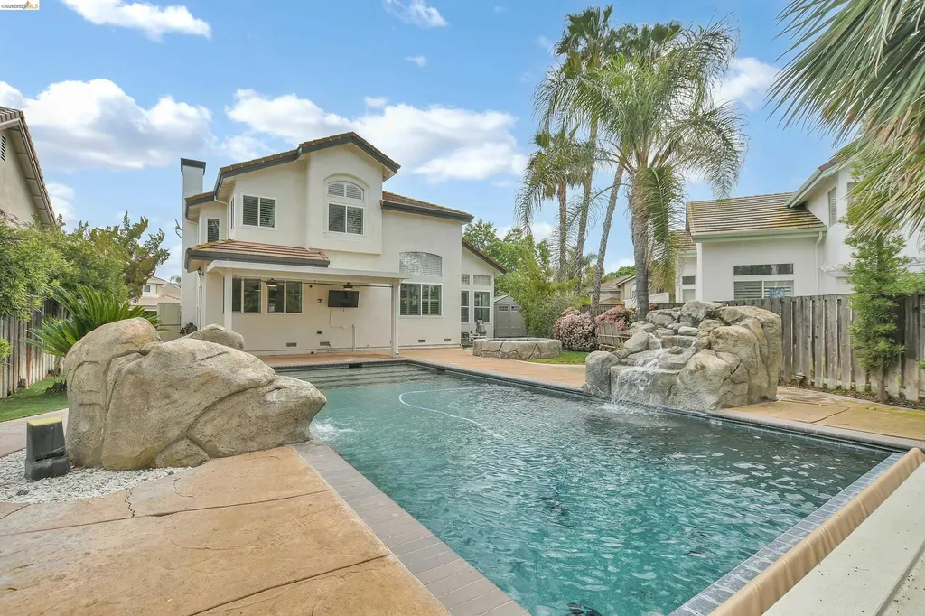 5460 Azure Court Discovery Bay CA 94505