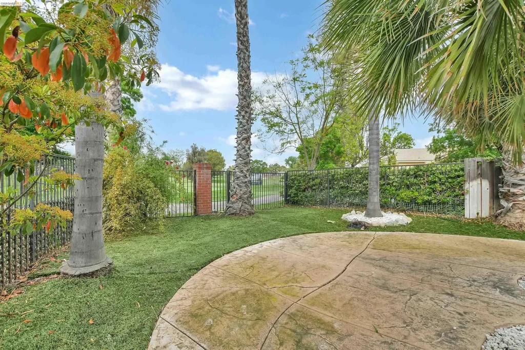 5460 Azure Court Discovery Bay CA 94505
