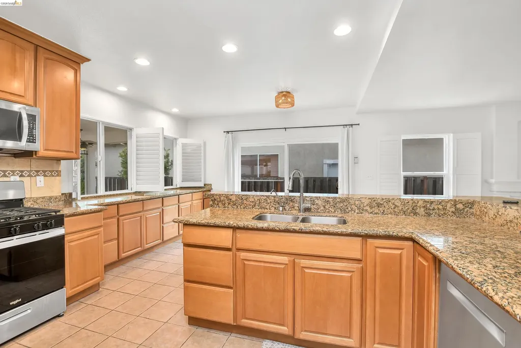 5460 Azure Court Discovery Bay CA 94505