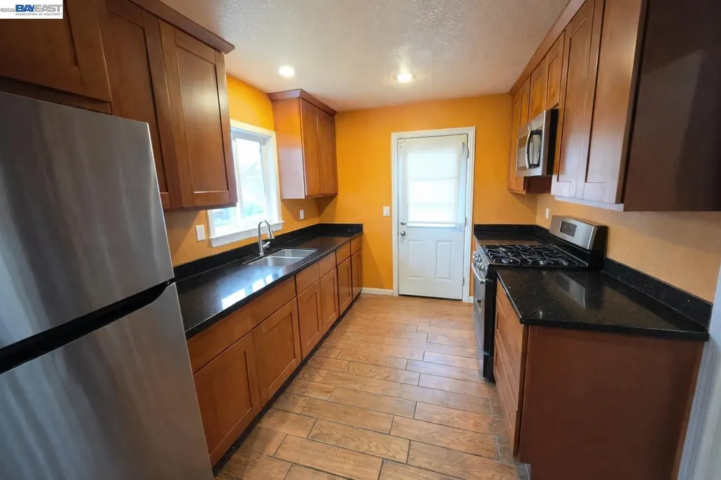 1612 Emeric Avenue San Pablo CA 94806