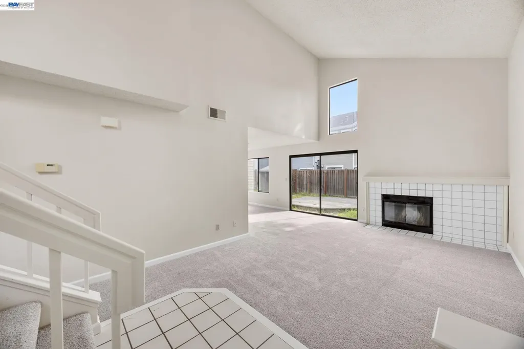 1068 Foster Street Alameda CA 94502