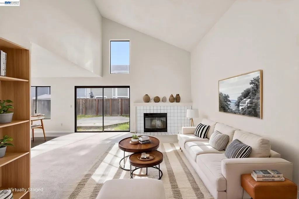 1068 Foster Street Alameda CA 94502