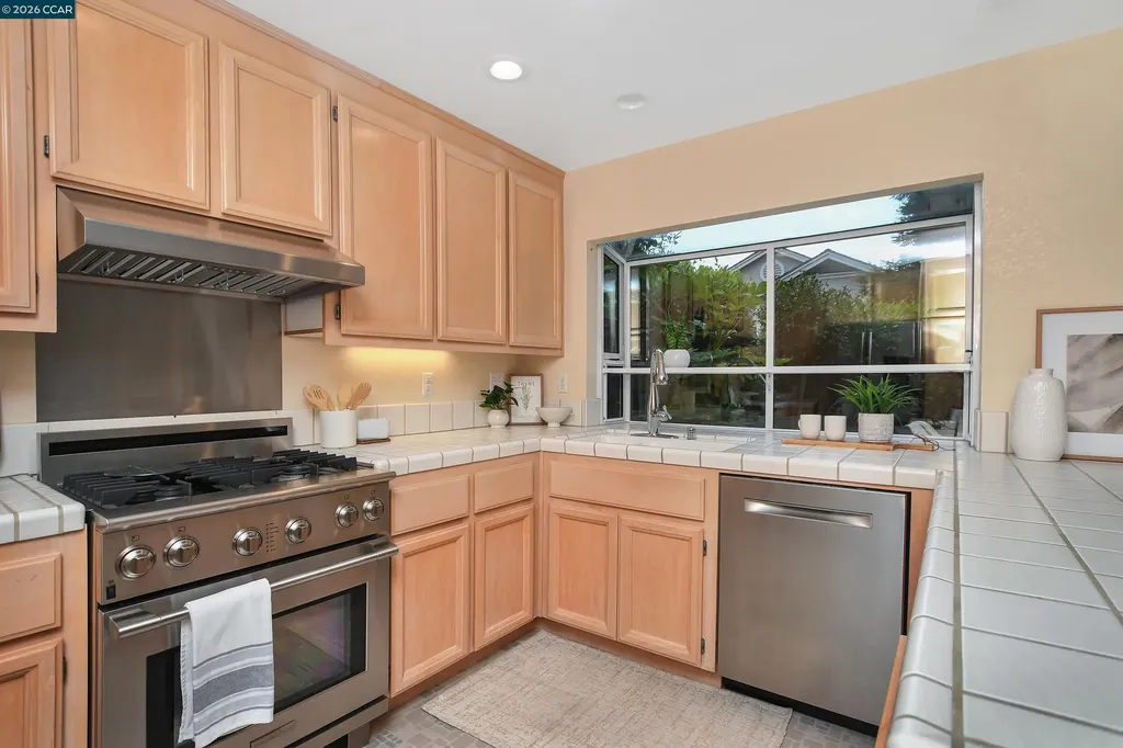 508 Valley View Court Martinez CA 94553