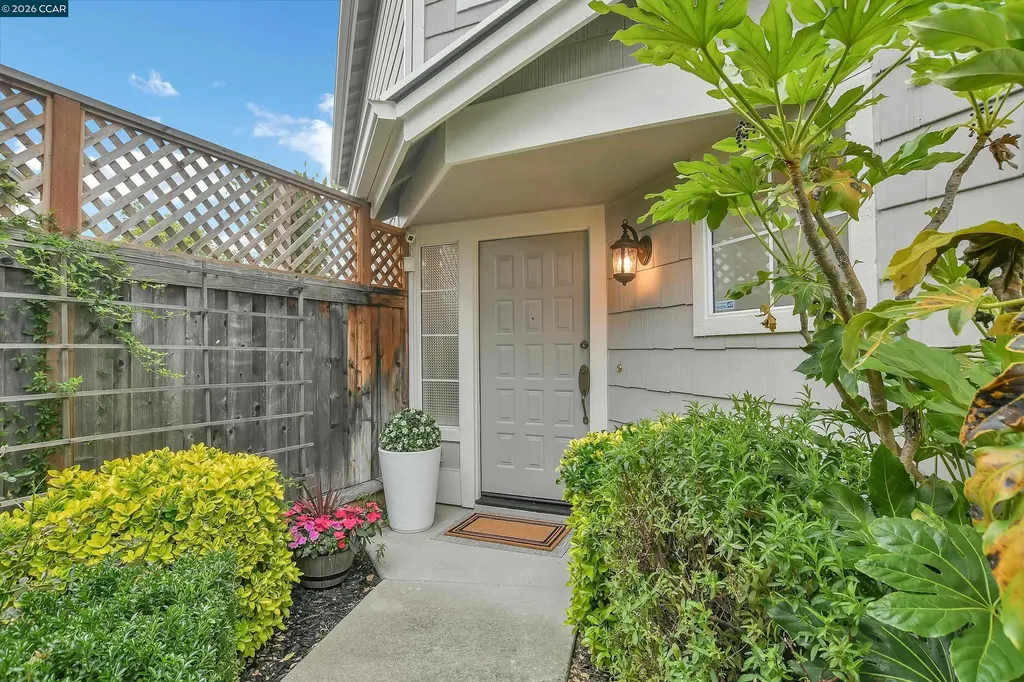 508 Valley View Court Martinez CA 94553