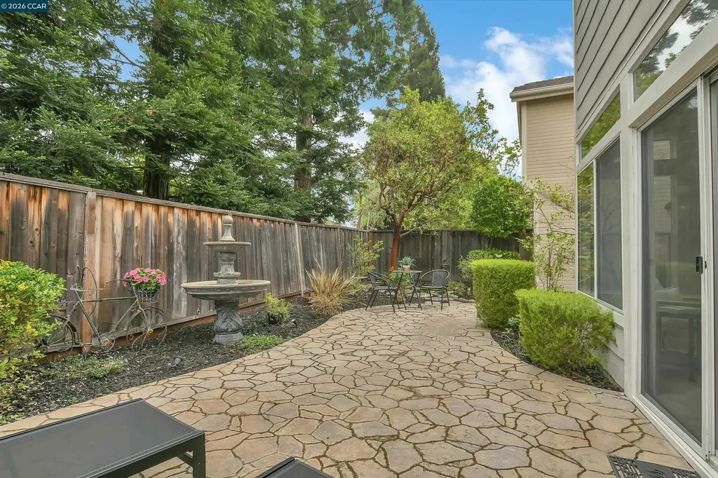 508 Valley View Court Martinez CA 94553